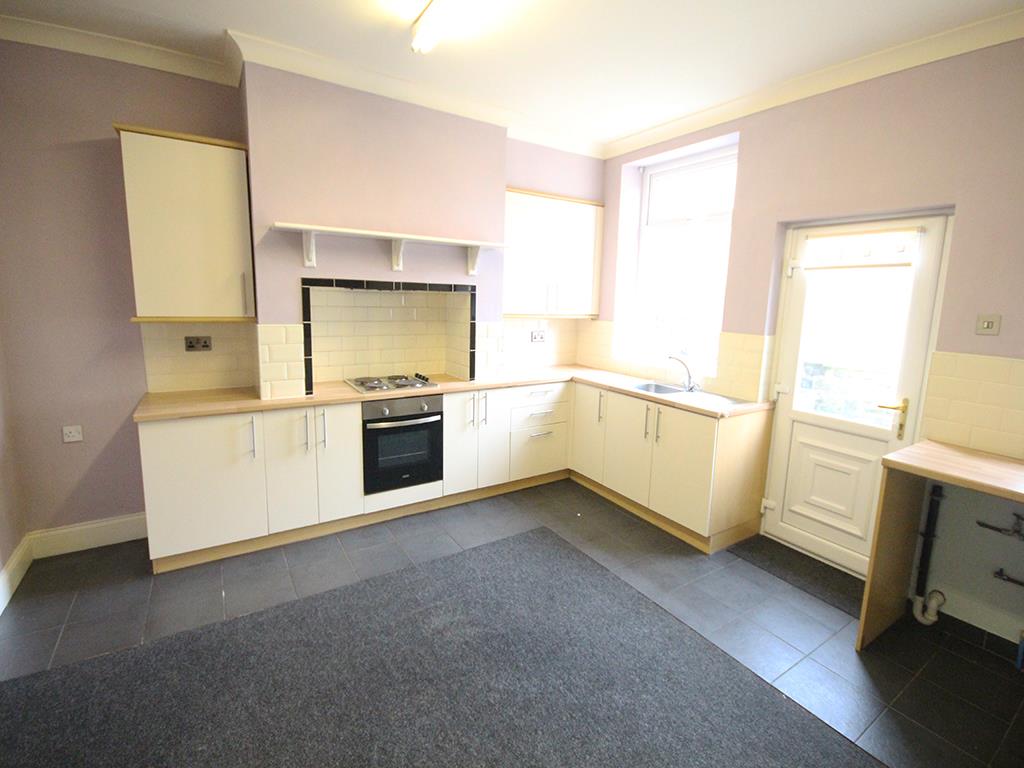 2 bedroom terraced house Let Agreed in Barnoldswick - 2015-04-08 13.43.27.jpg